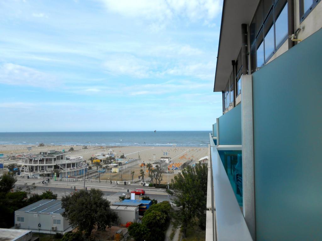 Artis Appartamento Rimini Exterior photo